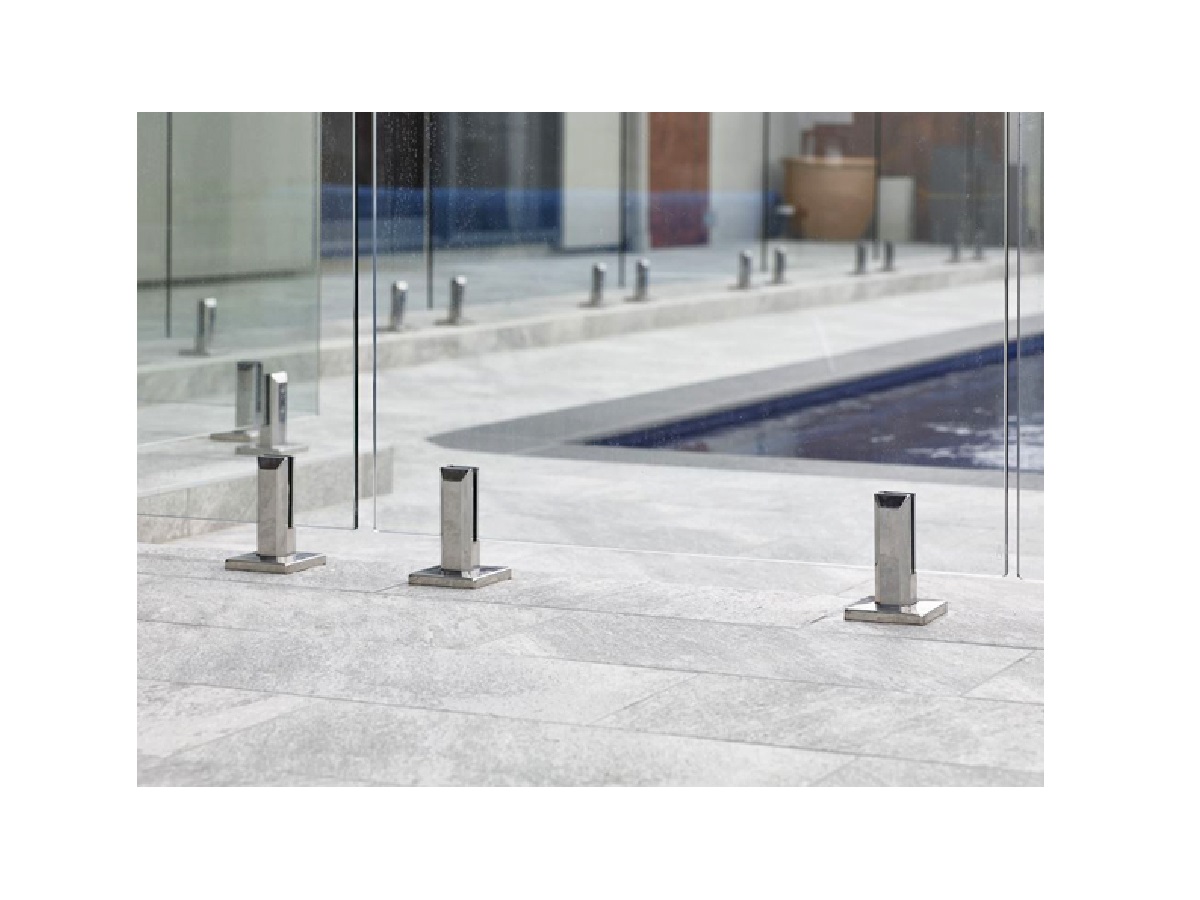 Soporte De Piso De Acero Inoxidable Para Baranda de Vidrio - CALZAVARA
