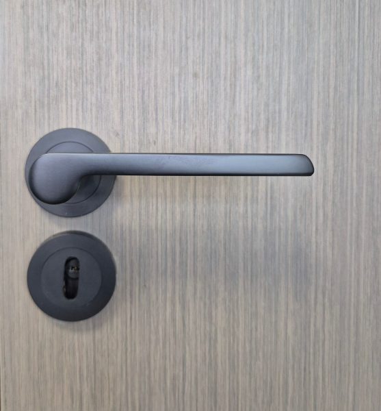 Manija Doble Balancin L920 Con Bocallave Aluminio Negro - Imagen 4